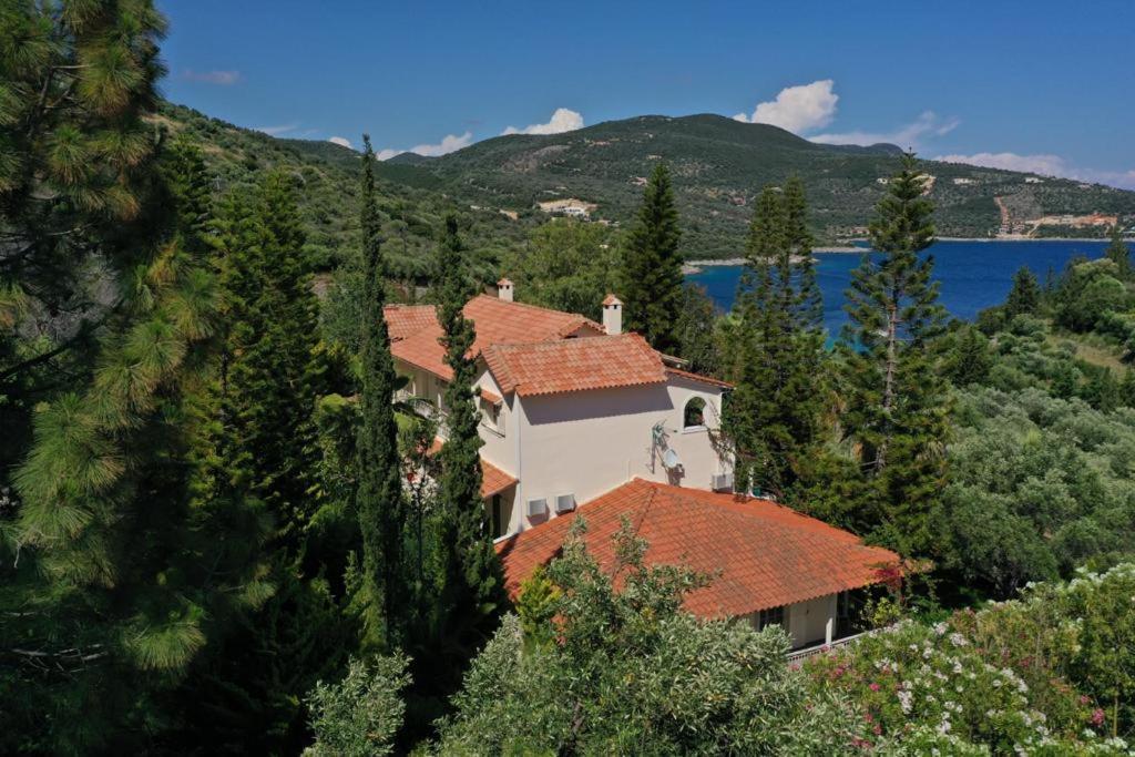 Vkastri Aparthotel Vasilikí Exterior foto